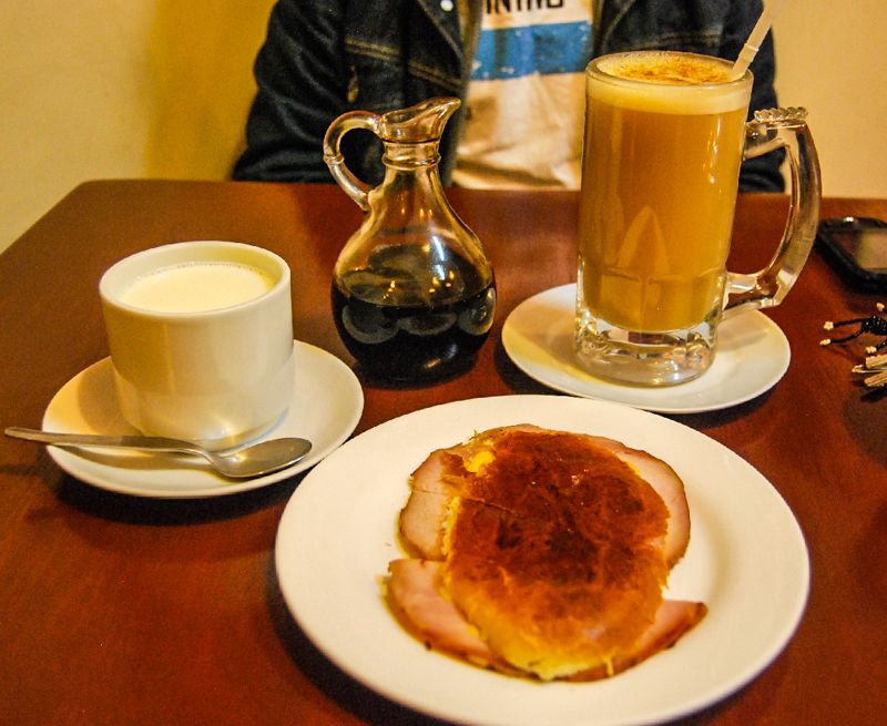 Ponche, Coffee Essence, and Sandwich at the Ayllu (Photo: Wayra)