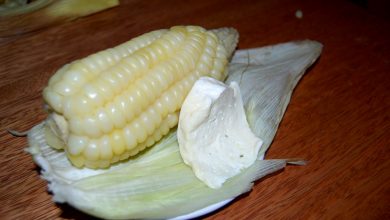 Corn on the Cob with Cheese (Choclo con Queso)