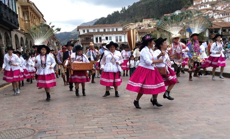 Huaylía on Christmas Day in Cuzco