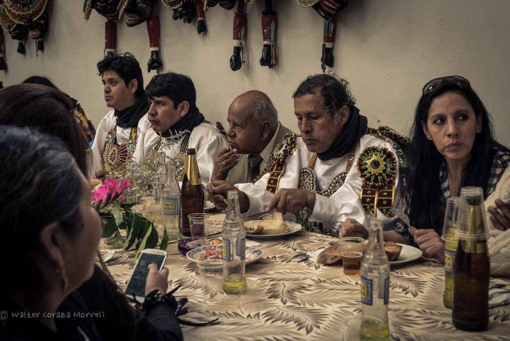 Eating together as a group (Walter Coraza Morveli)