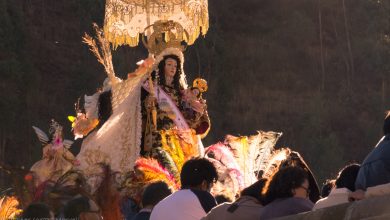 Mamacha del Carmen Making Her Procession (Walter Coraza Morveli)