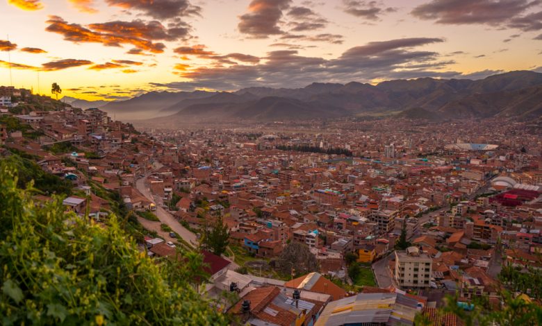 Sunrise in the City of Cusco (Walter Coraza Morveli)