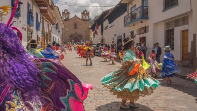 Folkloric Parade, The Molino's Anniversary, a woman performing La Diablada Dance (Walter Coraza Morveli)