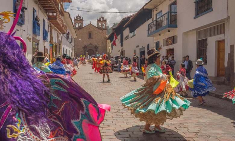 Folkloric Parade, The Molino's Anniversary, a woman performing La Diablada Dance (Walter Coraza Morveli)