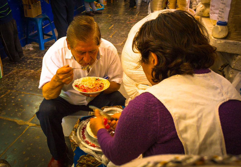 Comiendo en la Calle, Mercado de San Pedro (Hebert Huamani Jara)