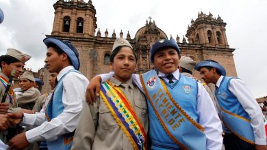 Schoolboys in Cusco (Walter Coraza Morveli)