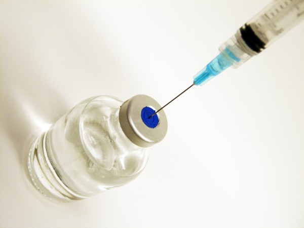 La Sanofi Pasteur produje la primera vacuna tetravalente para el dengue