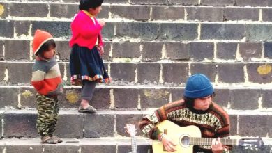 Children from andean communities, Plaza de Armas Cusco (Walter Coraza Morveli)