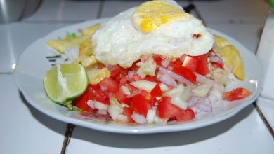 Rice with Fried Eggs and Salad