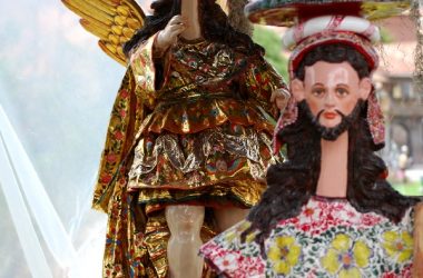 Mendívil's Classic Long Necks (Photo: Clark)