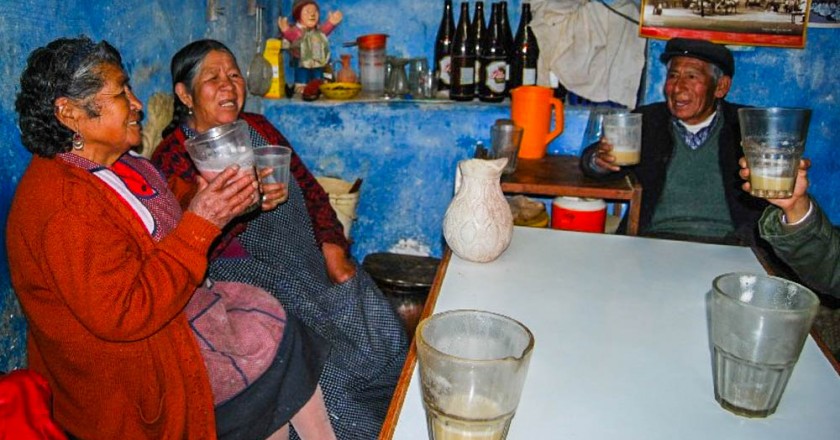 Sharing Chicha (Walter Coraza Morveli)