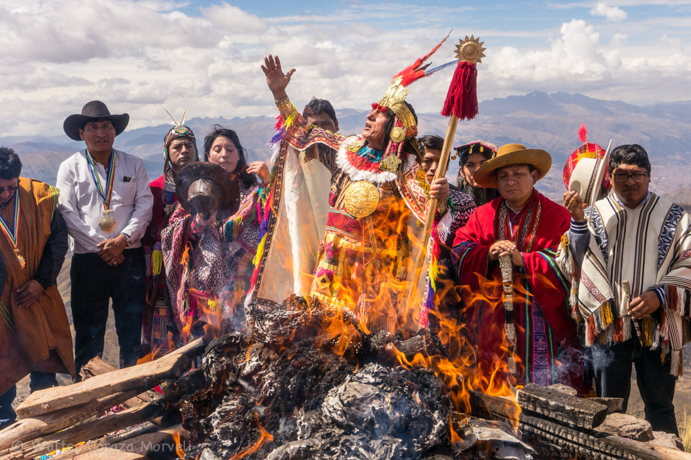 Offering to the Mother Earth (Photo: Walter Coraza)